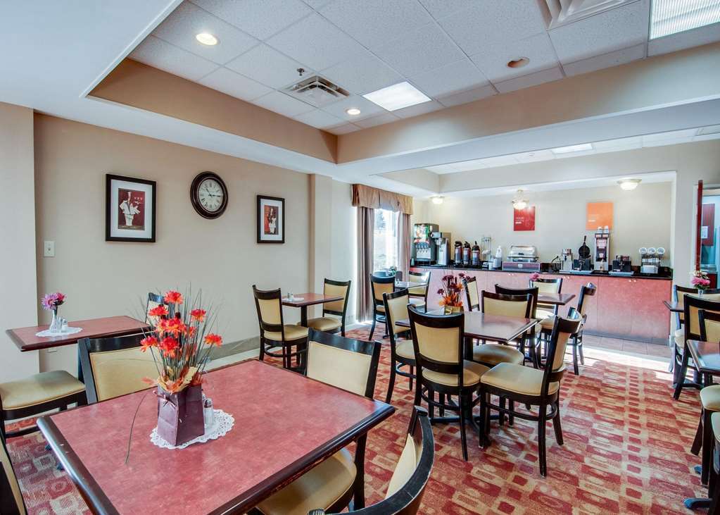 Comfort Inn & Suites Christiansburg I-81 Restoran gambar